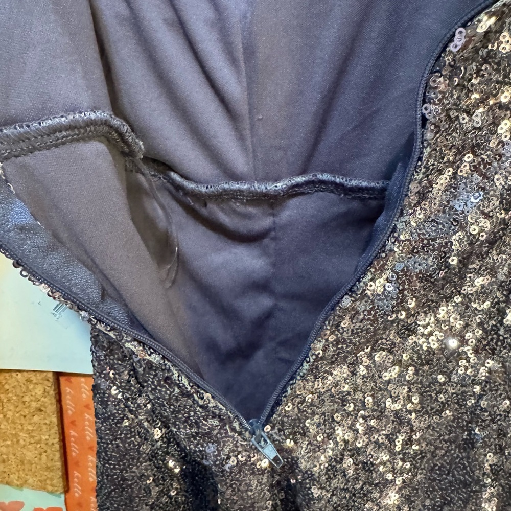 NWT Gorgeous Strappy Mini Dress in Bluish Silver Sequins Sparkle Size Medium - Picture 8 of 10